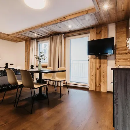 Flasch Appart-pension 3*